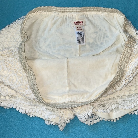 MOSSIMO crocheted floral lined shorts elastic waistband pull on boho NEW size XL - Picture 4 of 8